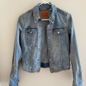 Levi’s denim jacket
